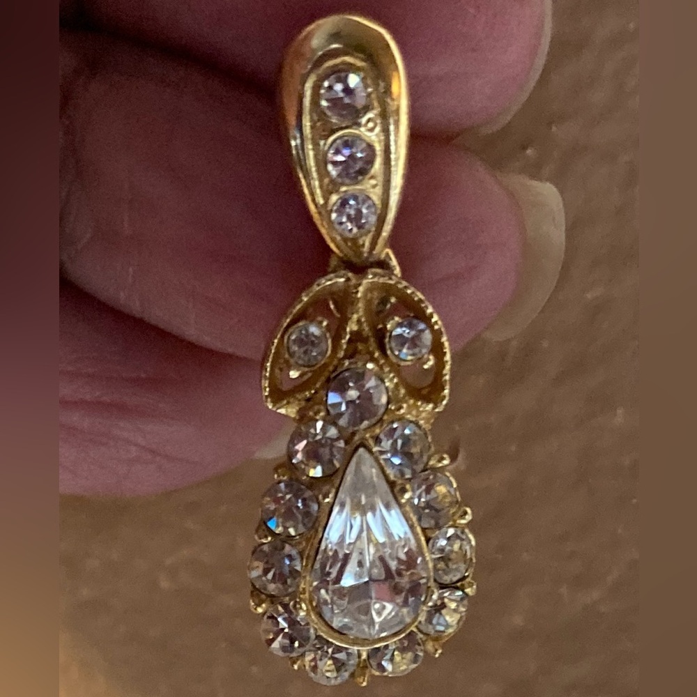 Teardrop Vintage Crystal Gold Tone Earrings